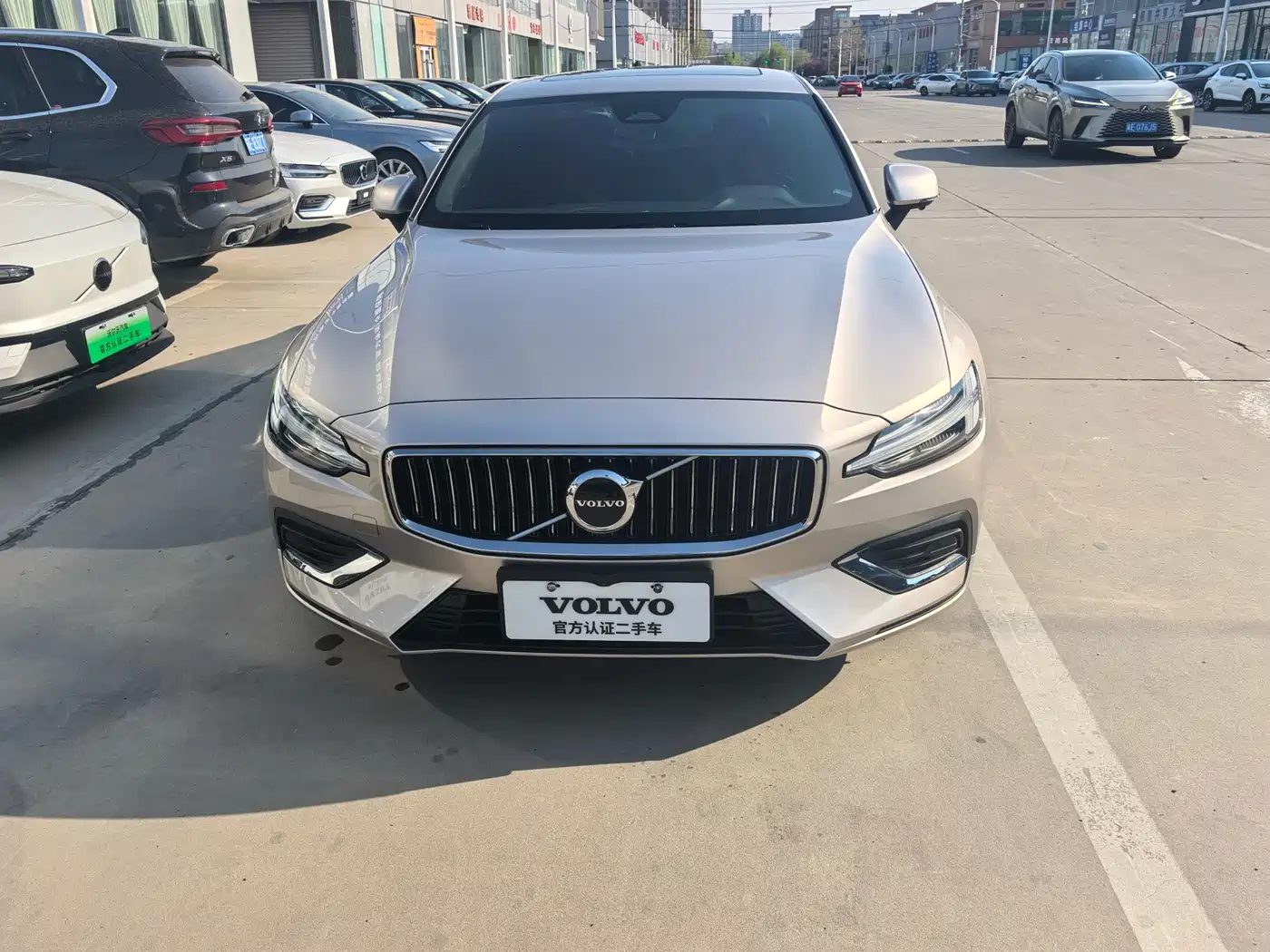 VOLVO S60