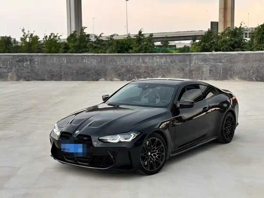 BMW M4 2023 M4 Coupe M xDrive Thunder Edition фото 2