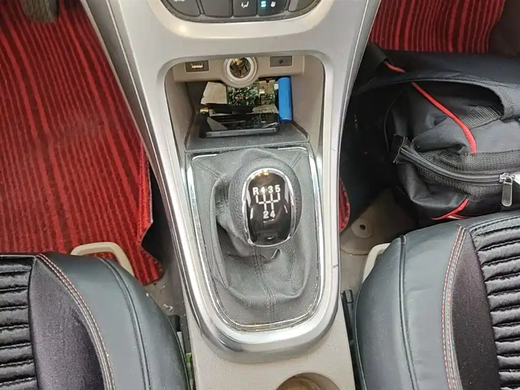 Buick Excelle 2013 Model GT 1.6L Manual Progressive фото 14