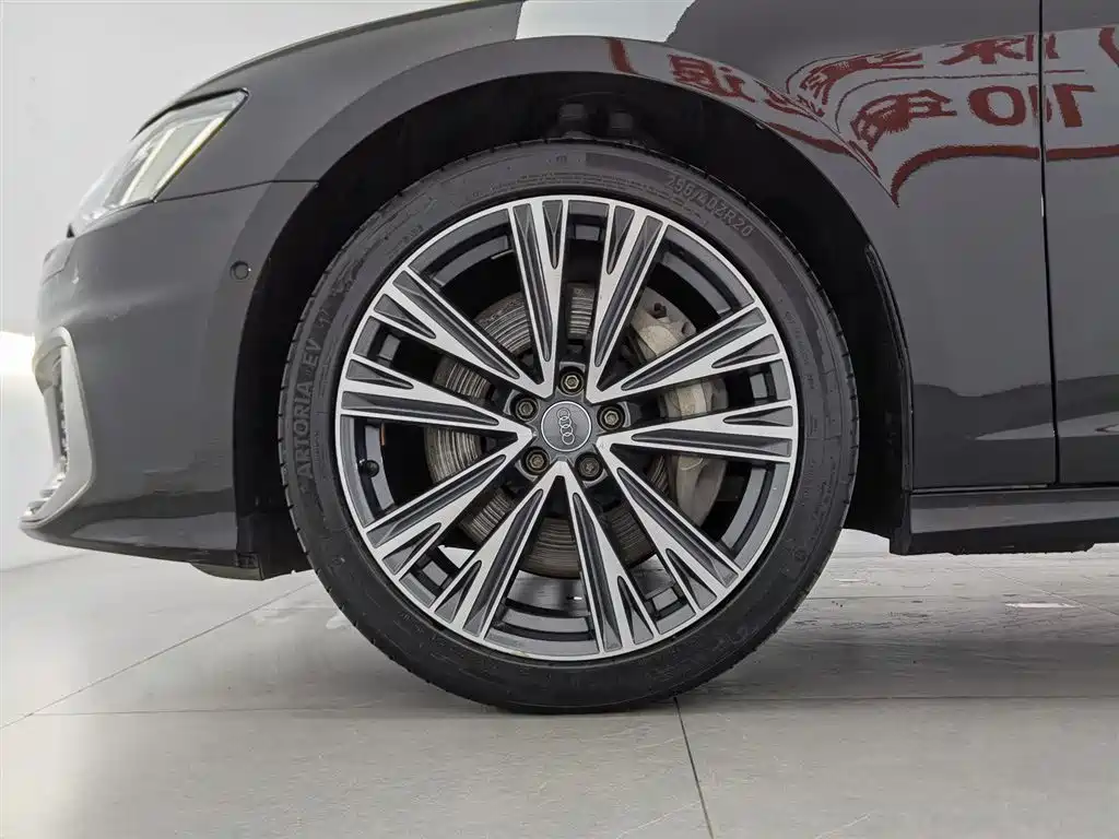 Audi A6L 2020 55 TFSI quattro Exclusive Dynamic фото 17