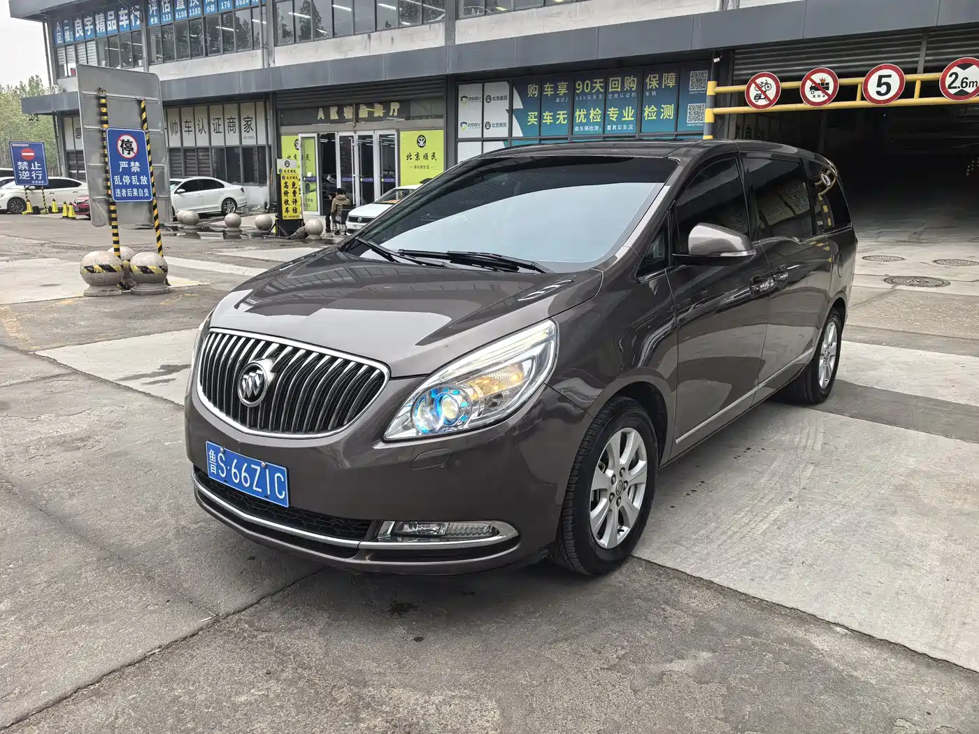 Buick GL8 2014 3.0L XT Luxury Business Flagship