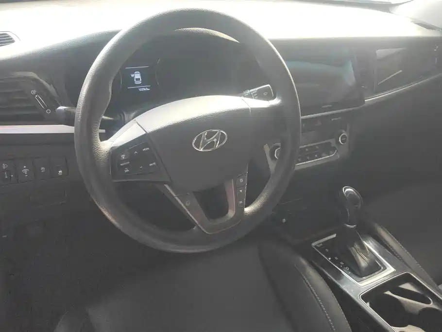Hyundai Mistra 2019 1.8L Automatic Smart GLS Commemorative Edition China V фото 12