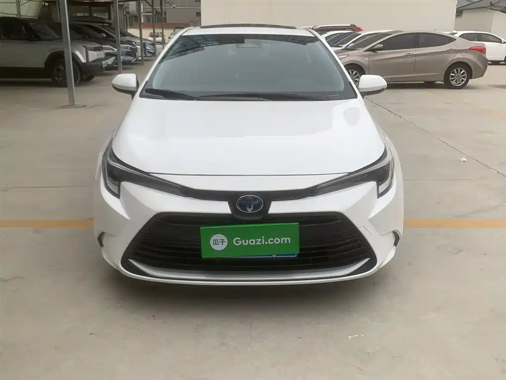 Toyota Levin 2023 Smart Hybrid 1.8L Luxury фото 24