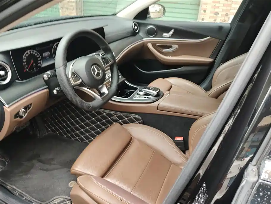 Mercedes-Benz E-Class 2018 Facelift E 200 L Sport фото 8