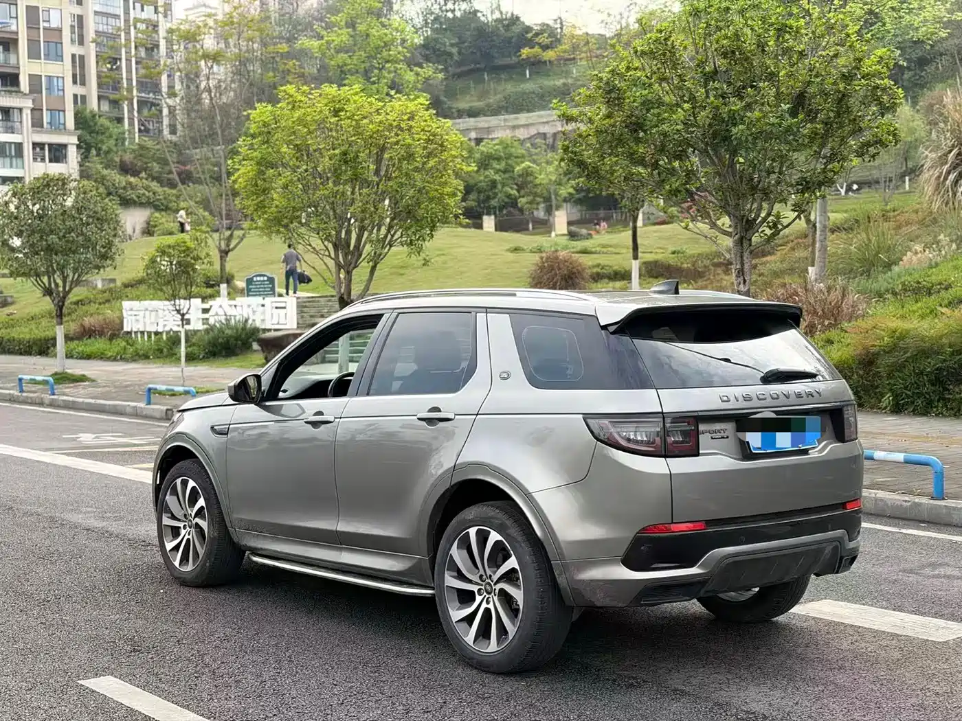 Land Rover Discovery Sport 2021 249PS R-Dynamic SE Performance Technology Edition 5-seater фото 9