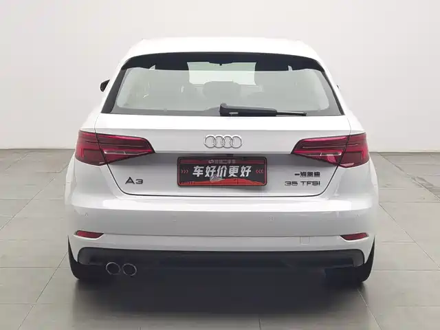 Audi A3 2017 Sportback 35 TFSI Progressive — фото 4