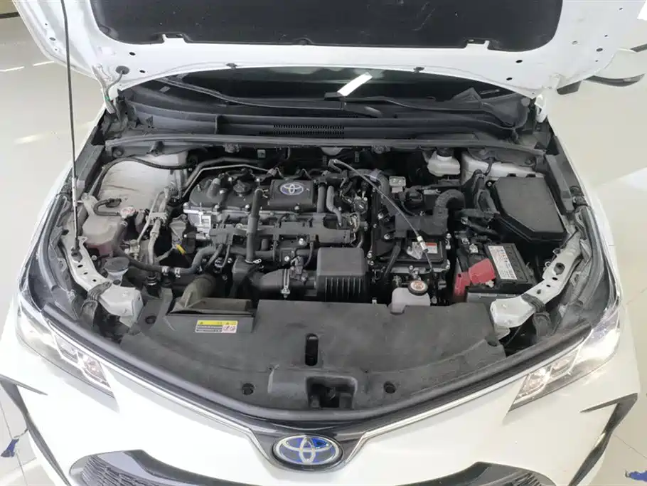 Toyota Corolla 2023 1.8L Smart Hybrid Dual Engine Elite Edition фото 10