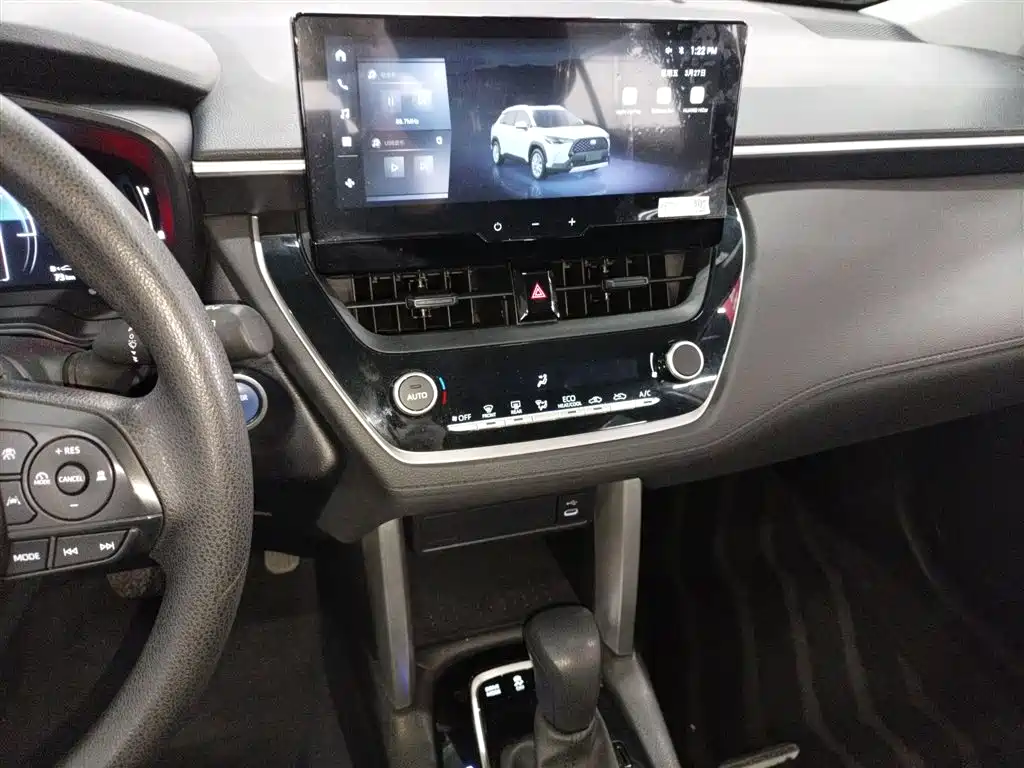 Toyota Corolla Cross 2023 Hybrid 2.0L Pioneer Edition фото 13