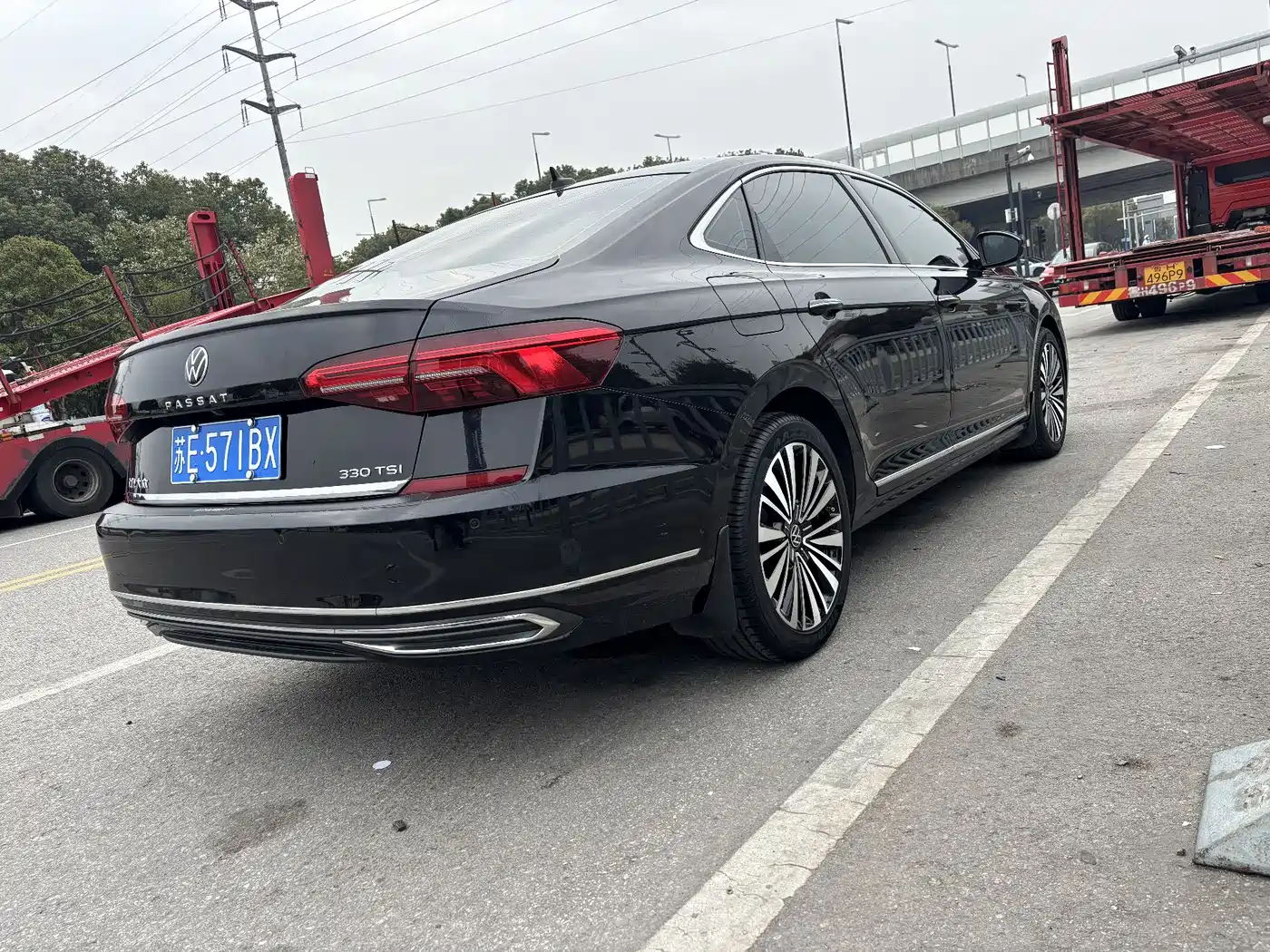 Volkswagen Passat 2021 Model 330TSI Luxury Edition фото 4
