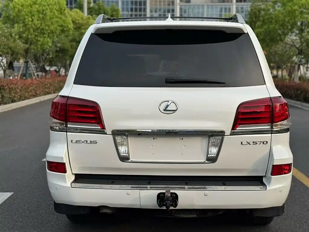 Lexus LX 2013 570 фото 5