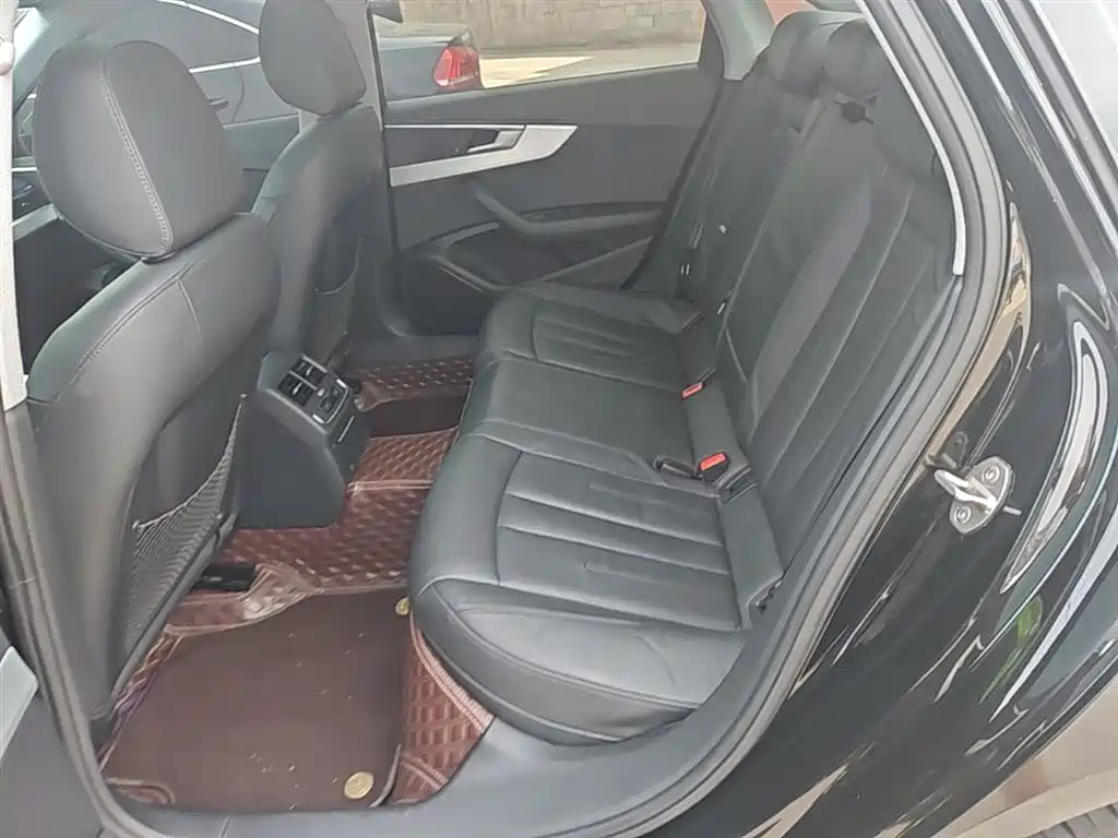 Audi A4L 2019 40 TFSI Fashion (China VI) фото 17