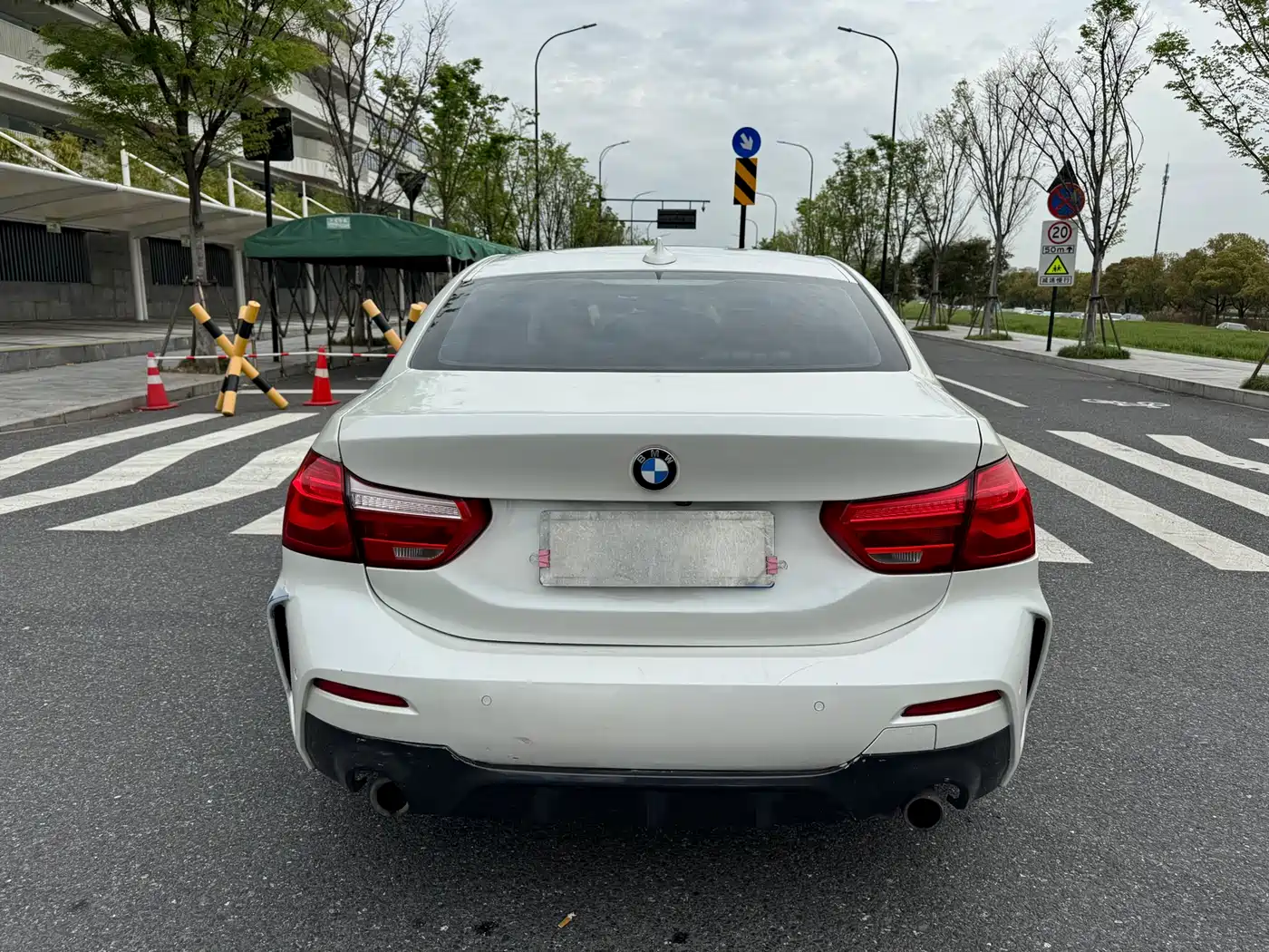 BMW 1 Series 2019 120i M Sport Package фото 5