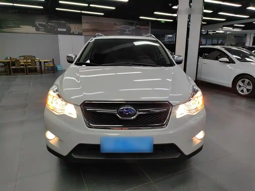 Subaru XV 2015 2.0i Special Sport Edition фото 3