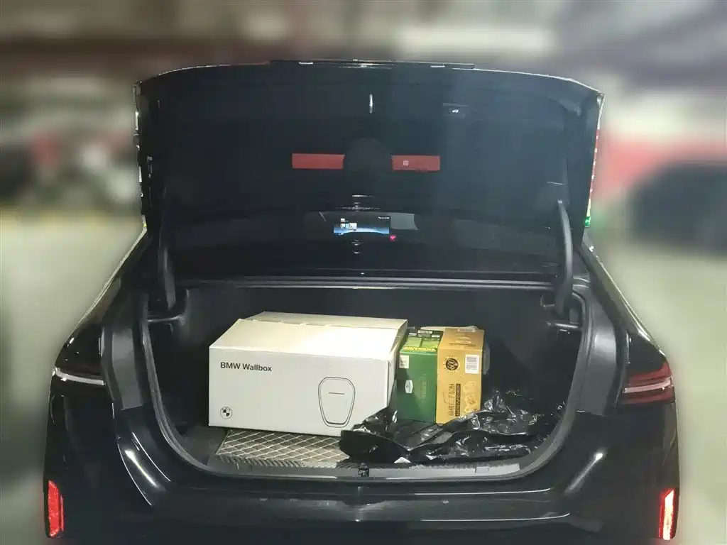 BMW i5 2024 eDrive 35L M Sport Package фото 10
