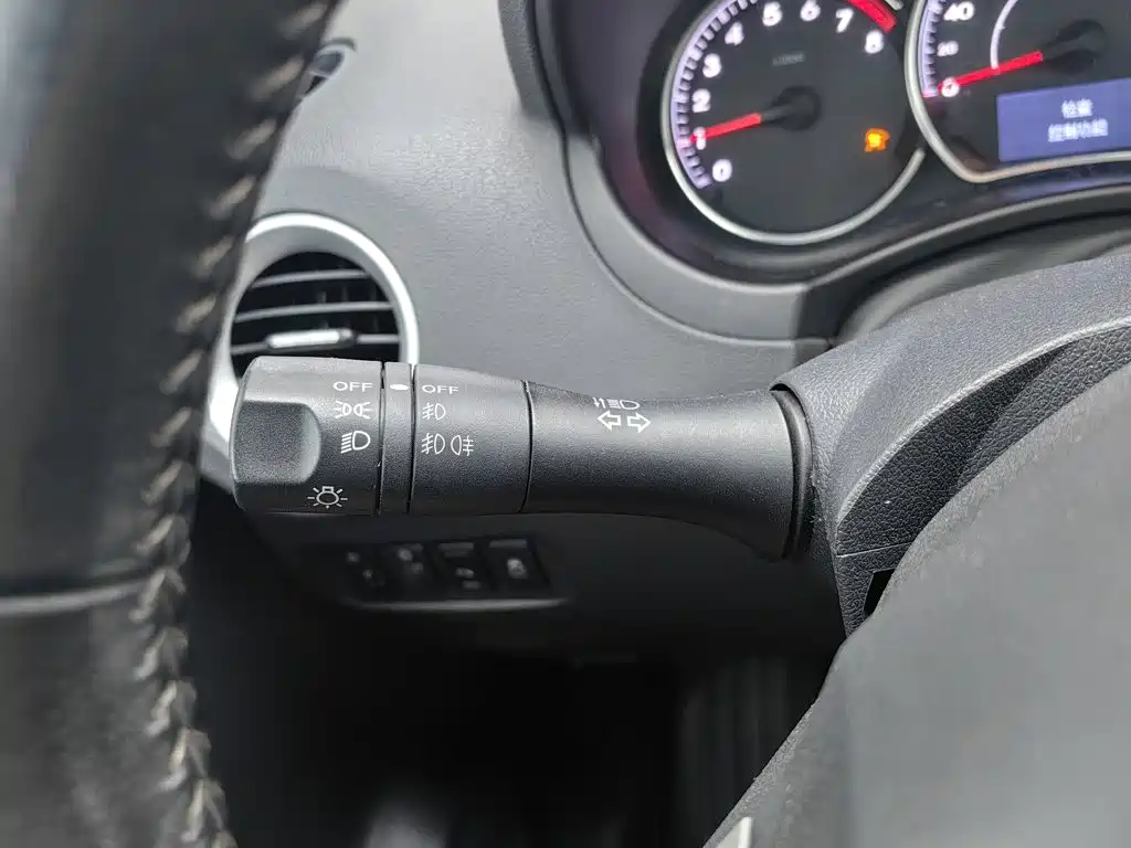 Renault Koleos (Import) 2015 2014 Facelift 2.5L 2WD Urban Edition