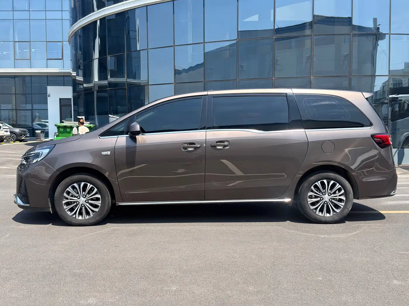 Buick GL8 2023 Model Land Business Class Comfort фото 14