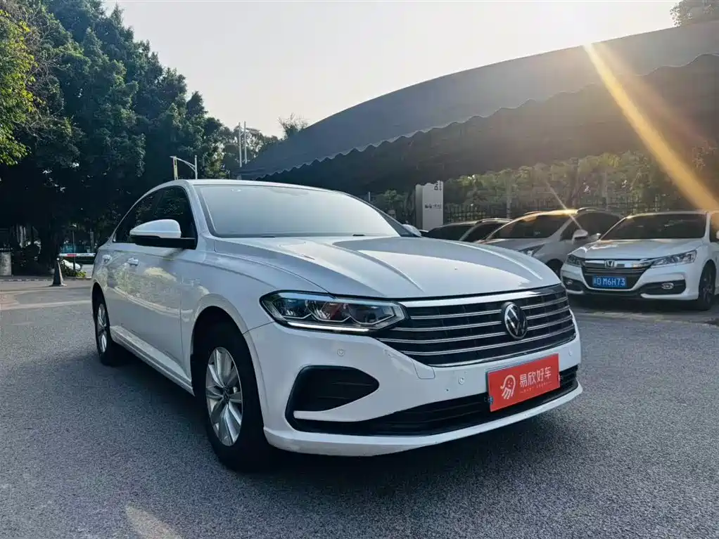 Volkswagen Lavida 2023 1.5L Auto Delight Edition фото 3