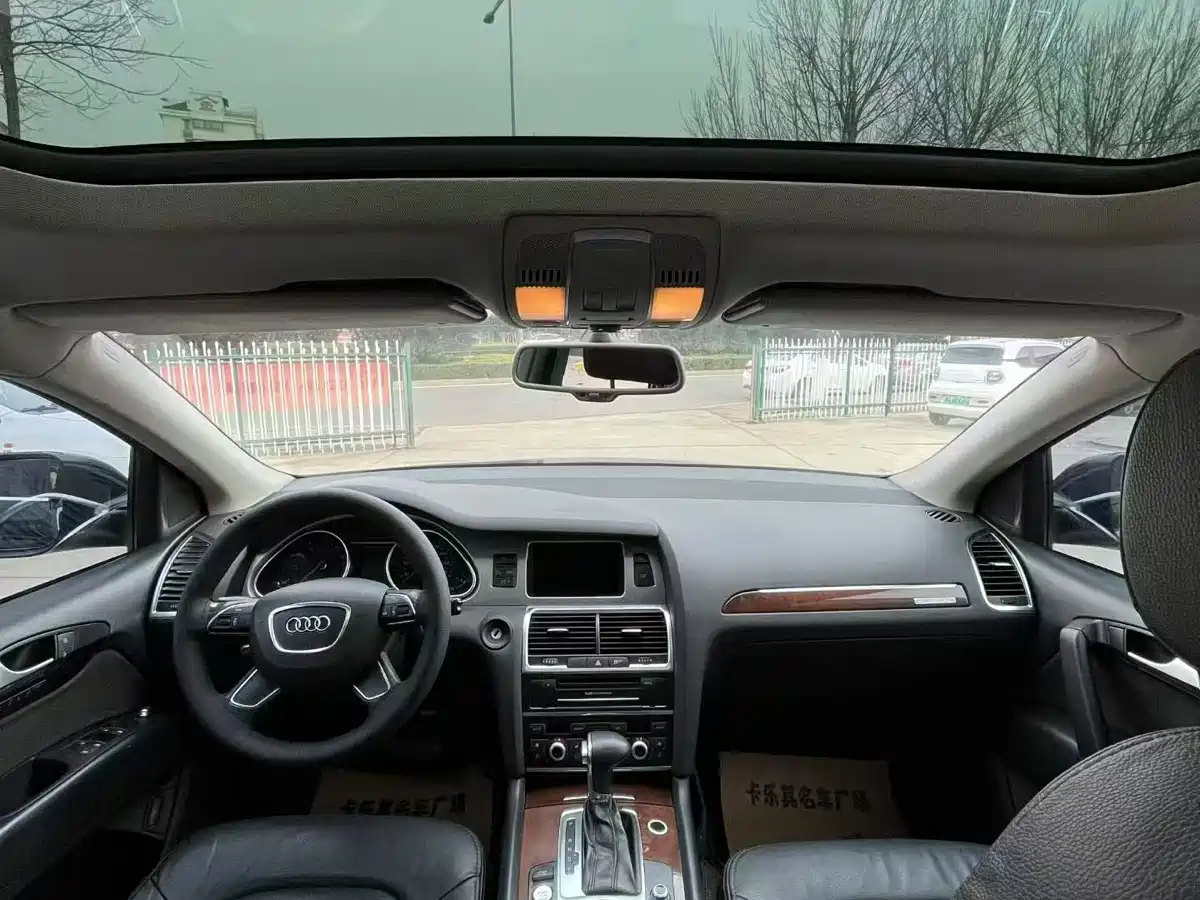 Audi Q7 2013 35 TFSI Technology фото 6