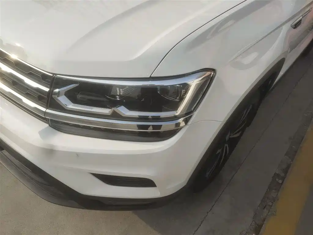 Volkswagen Tharu 2019 280TSI 2WD Luxury Edition China V фото 24