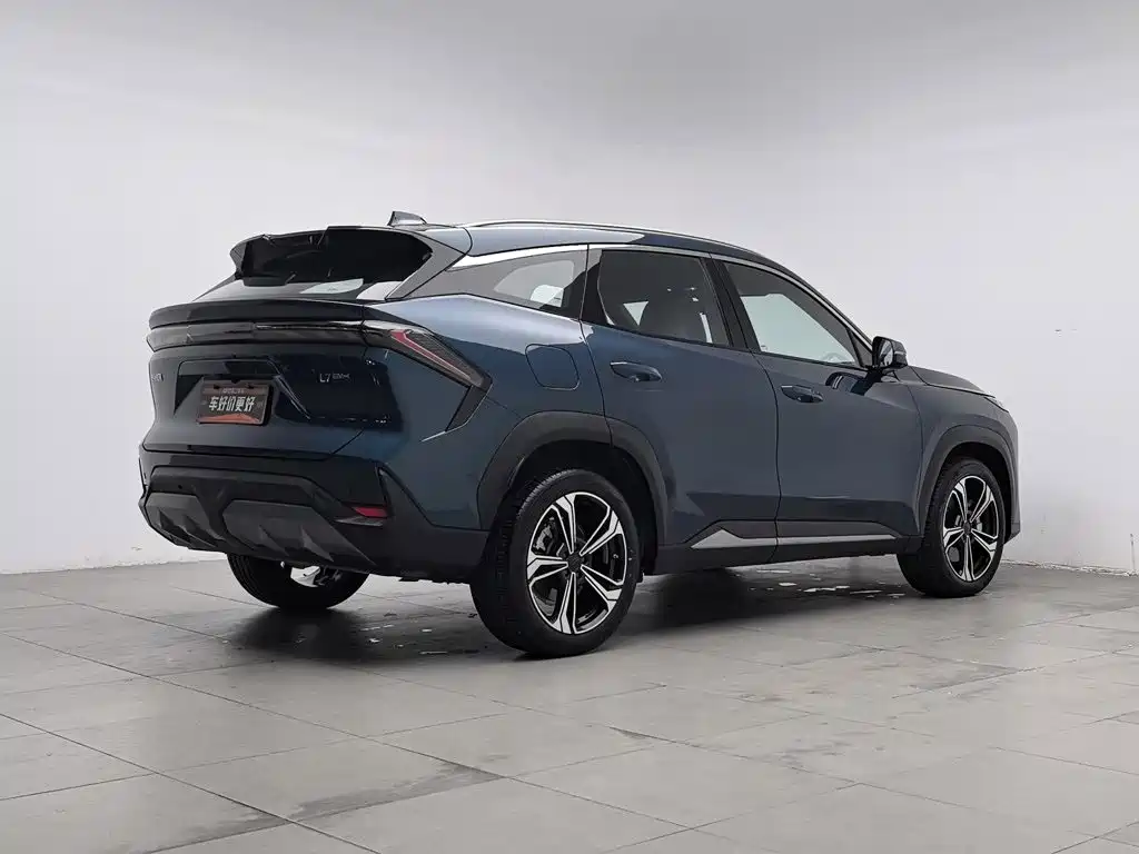 Geely Galaxy Galaxy L7 2025 2025 EM-i 115km Explorer Edition