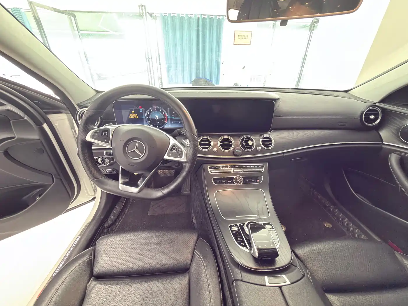 Mercedes-Benz E-Class 2018 Facelift E 200 L Sport фото 6