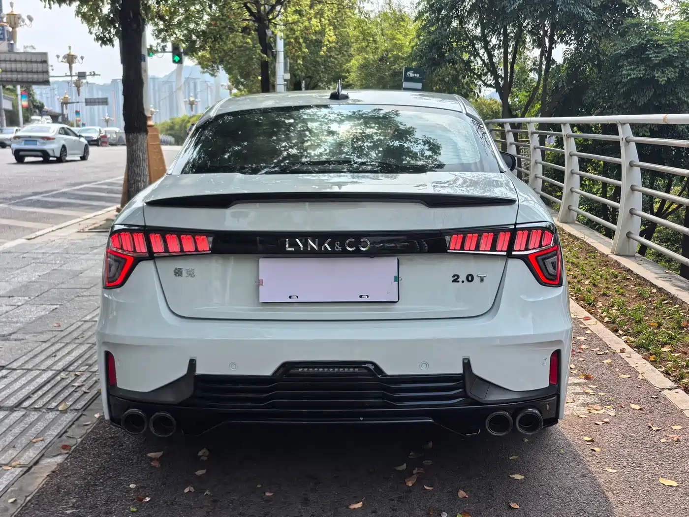Lynk & Co 03 2020 2.0TD Auto Power Edition фото 8