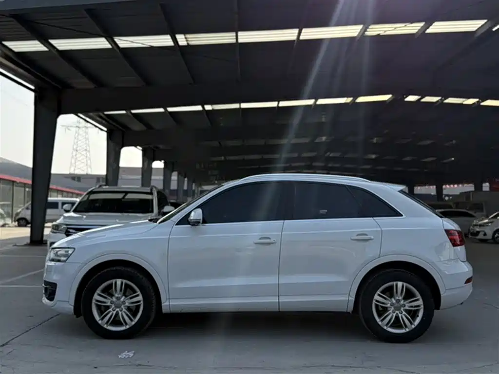 Audi Q3 2015 35 TFSI Millionth Anniversary Comfort фото 25