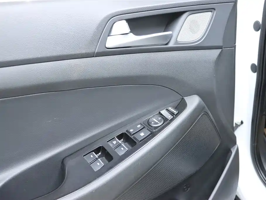 Hyundai Tucson 2020 280TGDi DCT 2WD Fashion (China V) фото 13