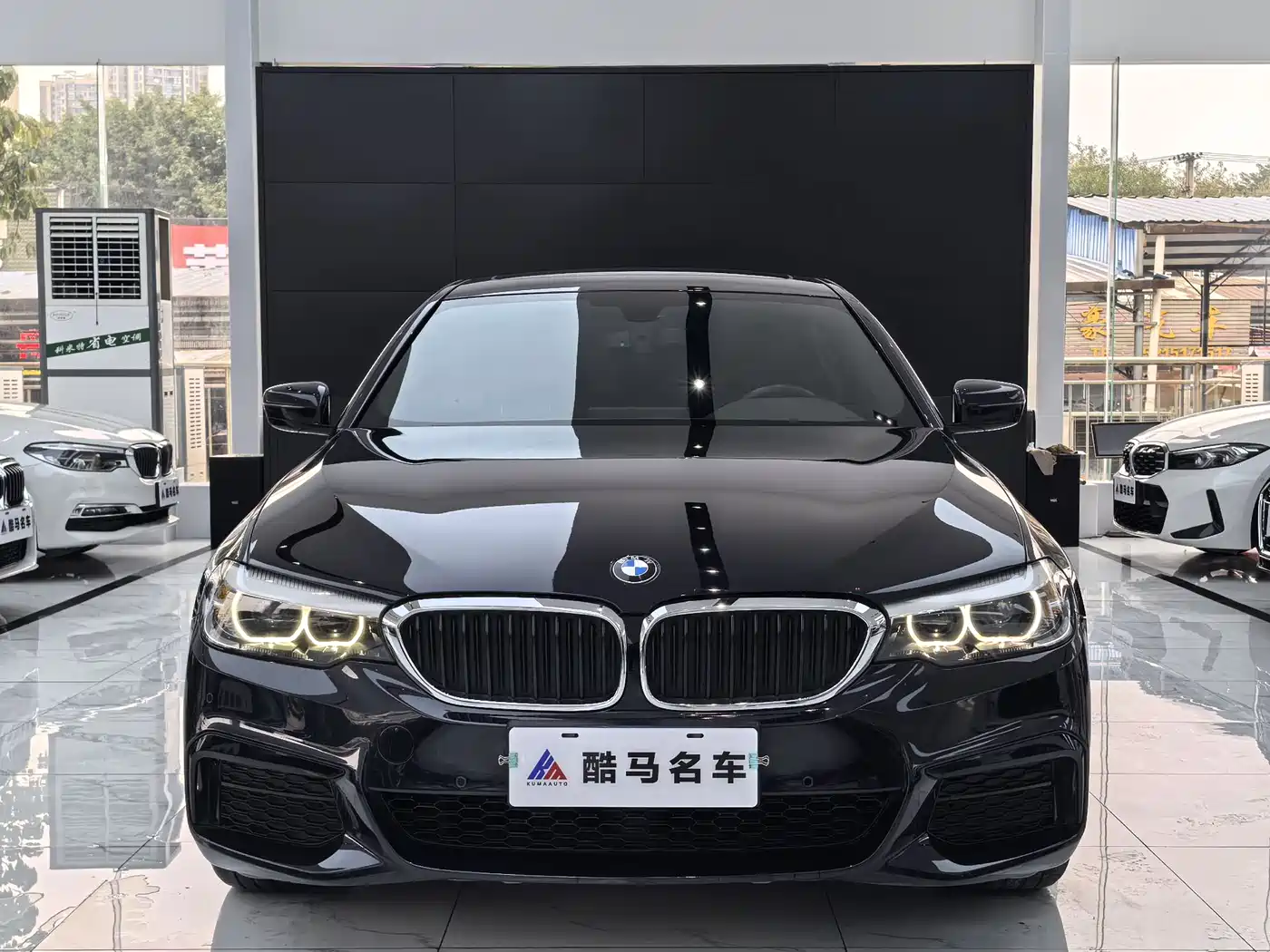BMW 5 Series 2020 525Li M Sport Package фото 2