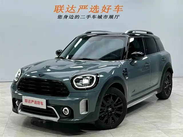 MINI COUNTRYMAN