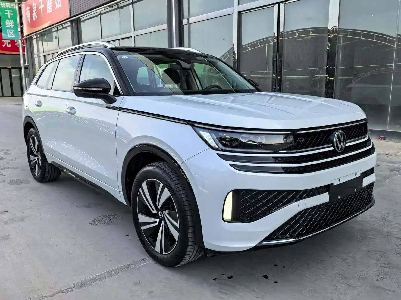 Volkswagen Talagon 2023 380TSI 4WD R-Line Touring Edition фото 3