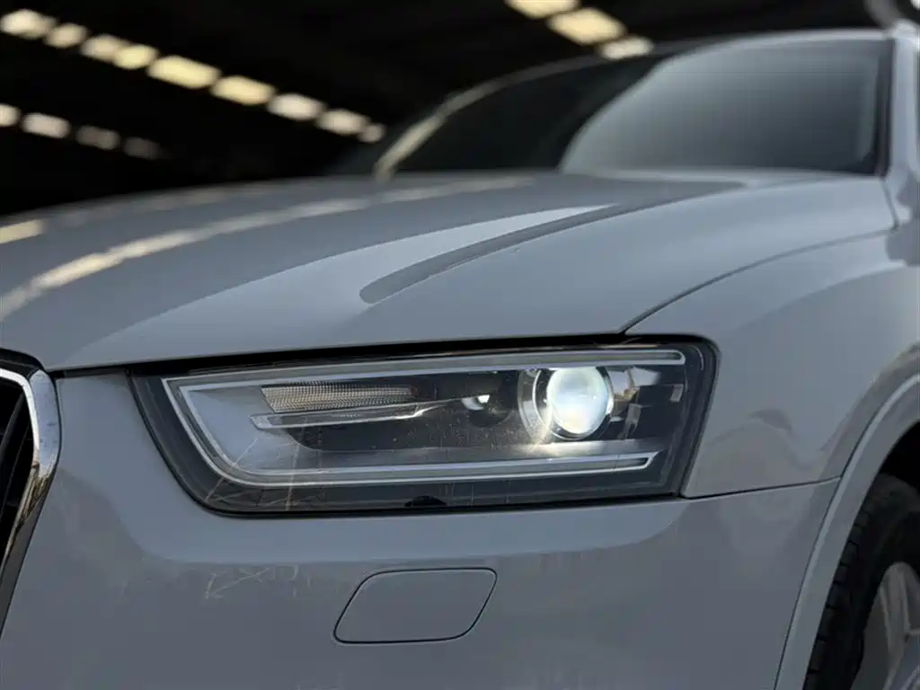 Audi Q3 2015 35 TFSI Millionth Anniversary Comfort фото 20