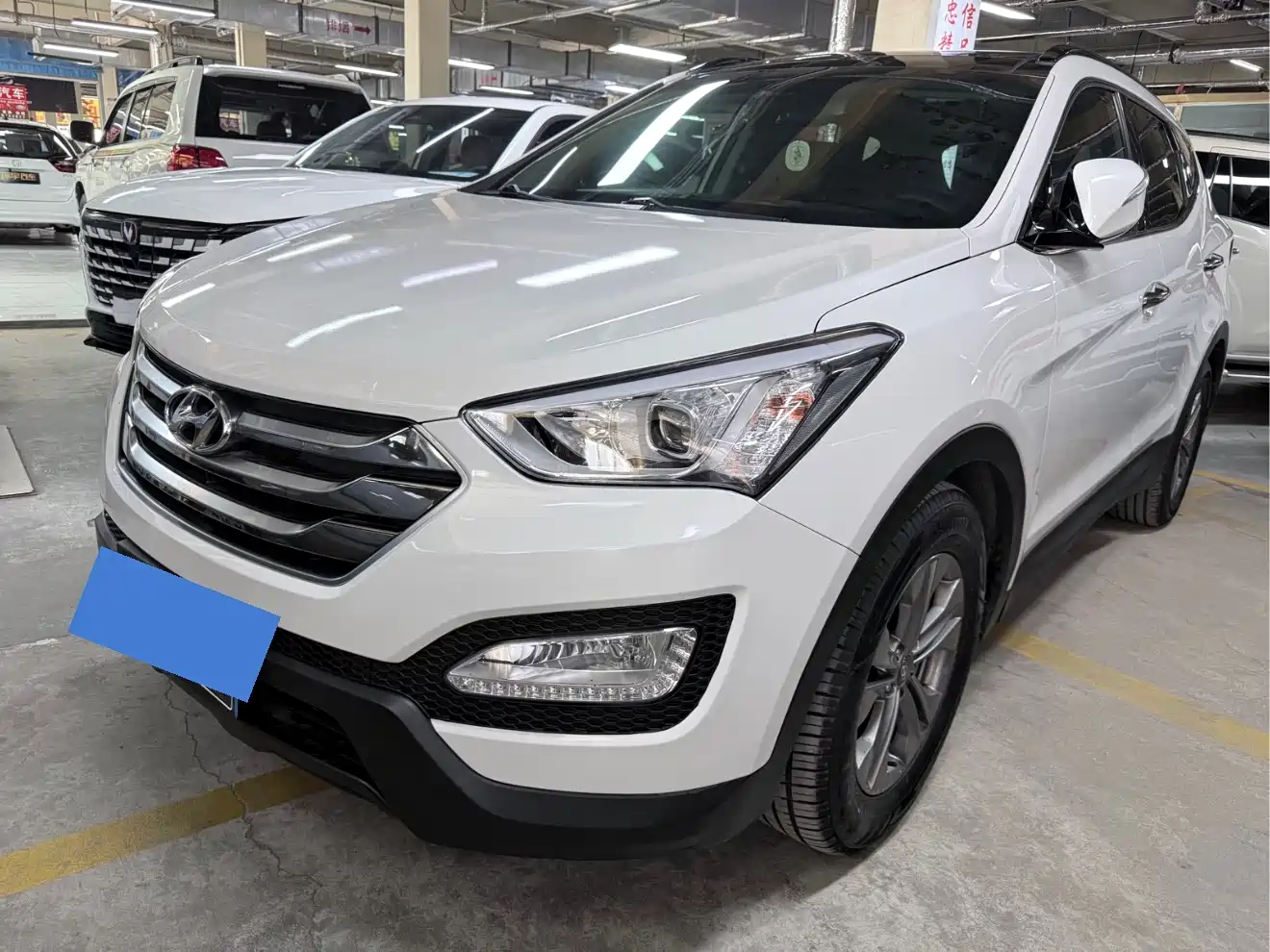 Hyundai Santa Fe 2015 2.0T Automatic 4WD Smart 5-Seater