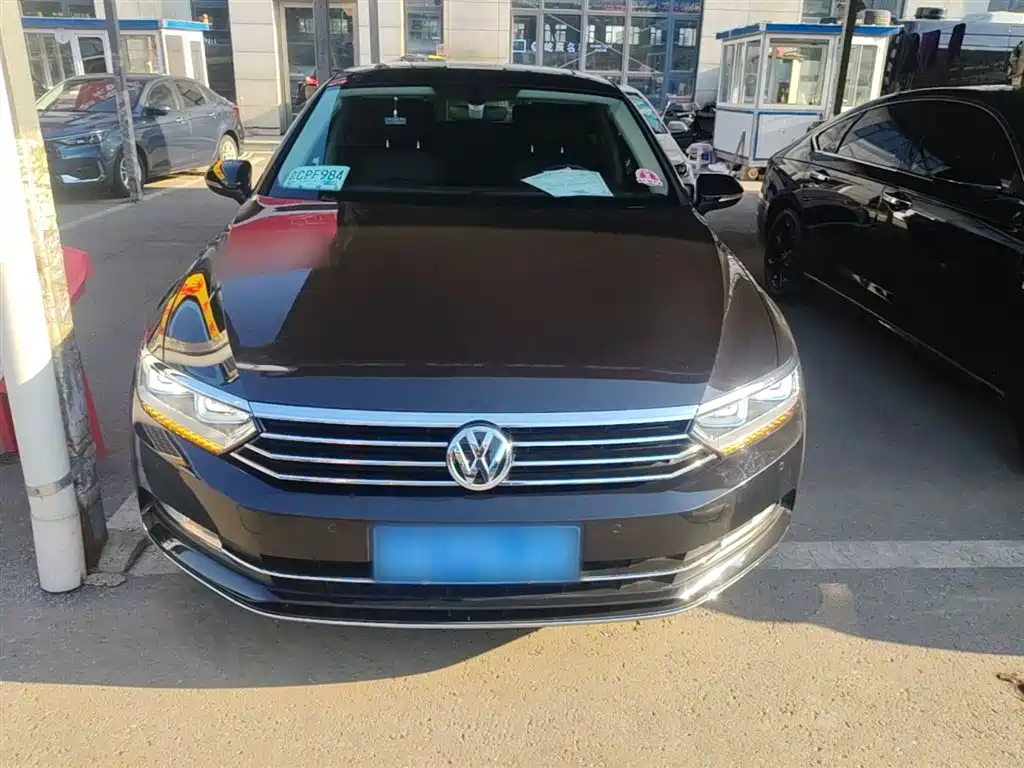 Volkswagen Magotan 2019 380TSI DSG Luxury Class China VI фото 3