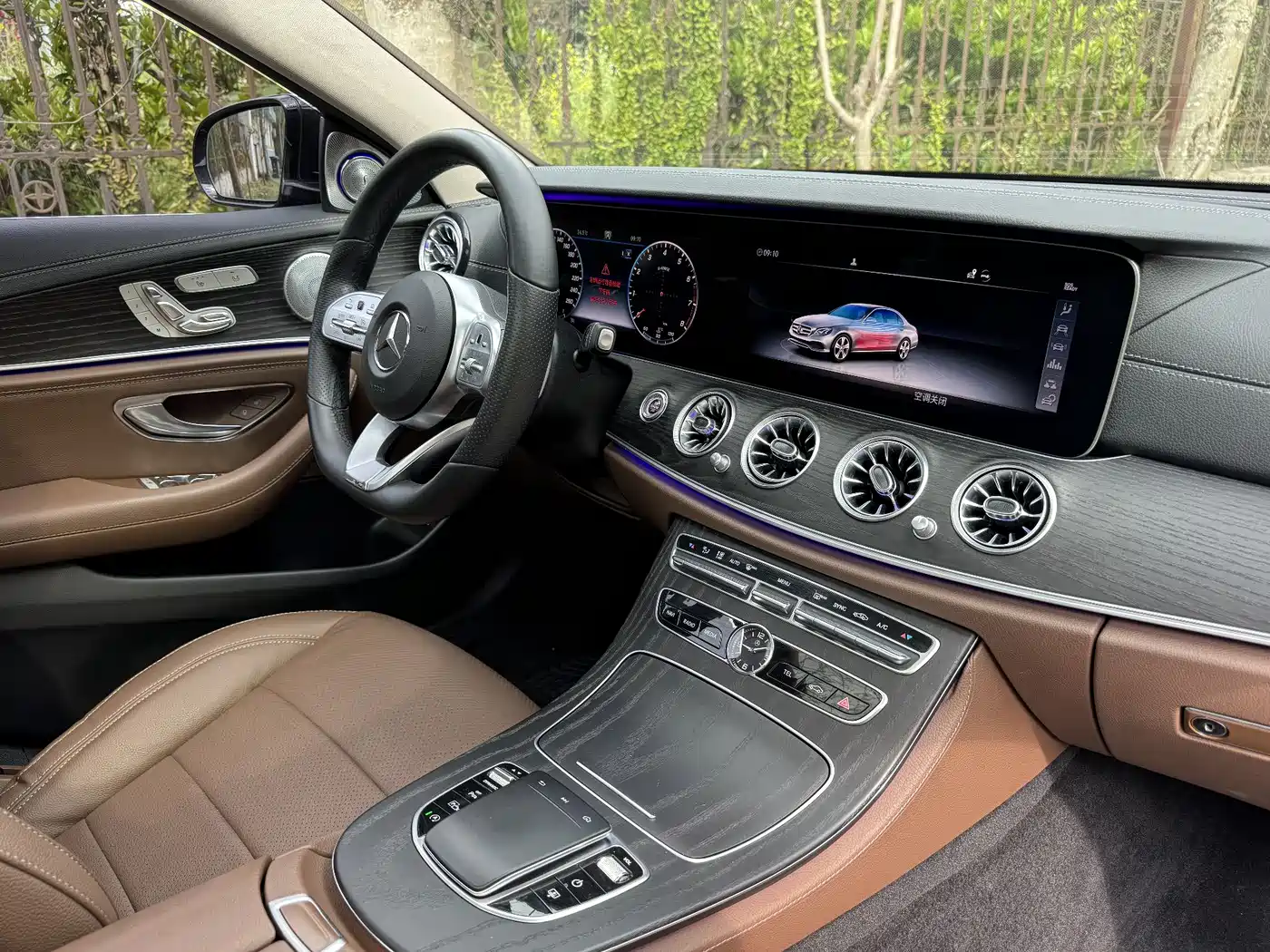 Mercedes-Benz E-Class 2020 Facelift E 300 L Exclusive фото 12