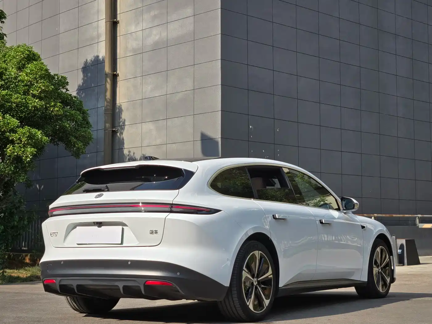  NIO NIO ET5T 2024 75kWh Touring 6