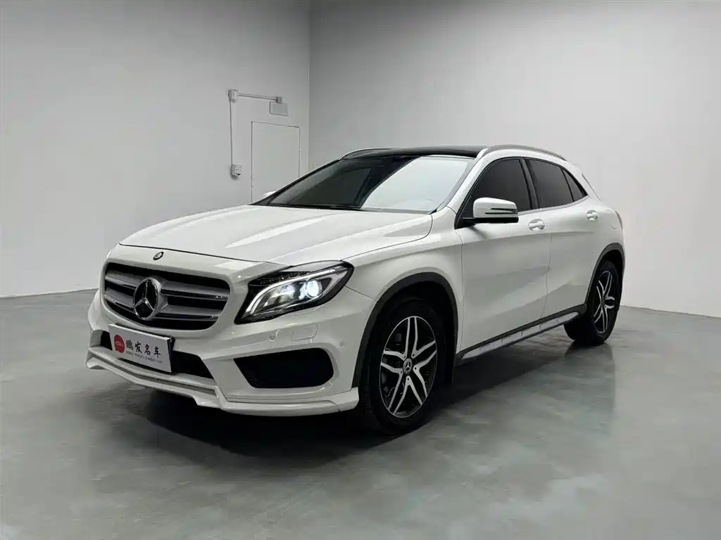 Mercedes-Benz GLA 2016 GLA 200 Fashion