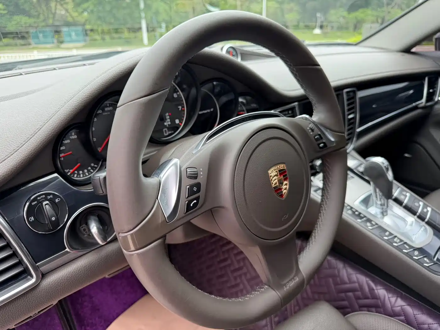 Porsche Panamera 2014 Panamera 4 3.0T фото 11