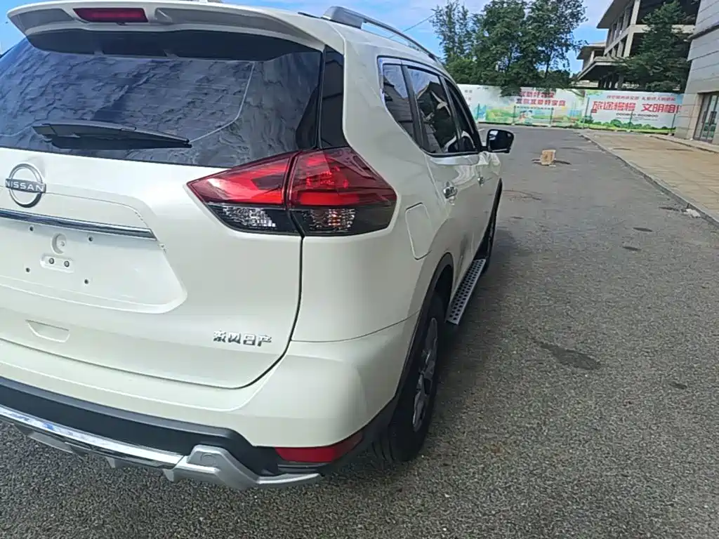 Nissan X-Trail 2026 2025 Honor 2.0L 2WD Leading Edition