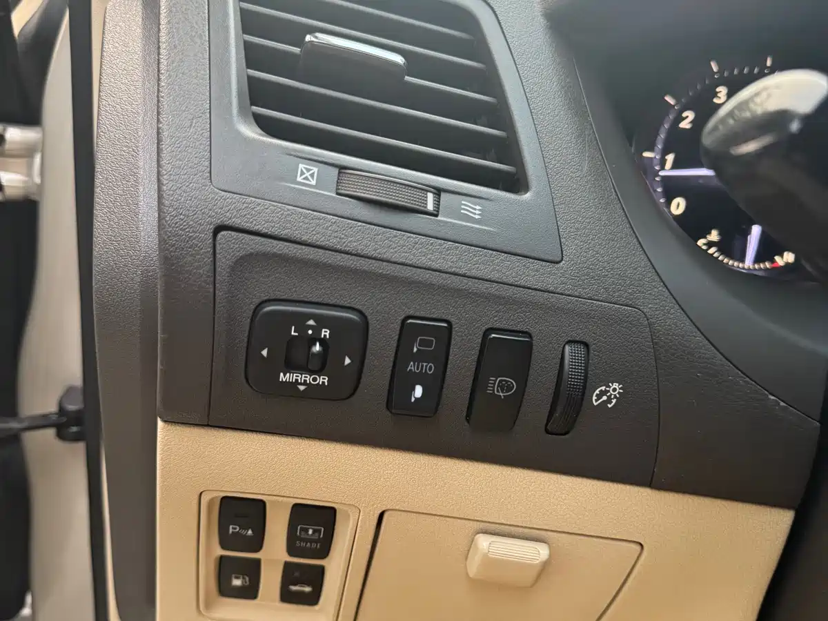 Lexus ES 2010 240 Luxury Edition фото 12