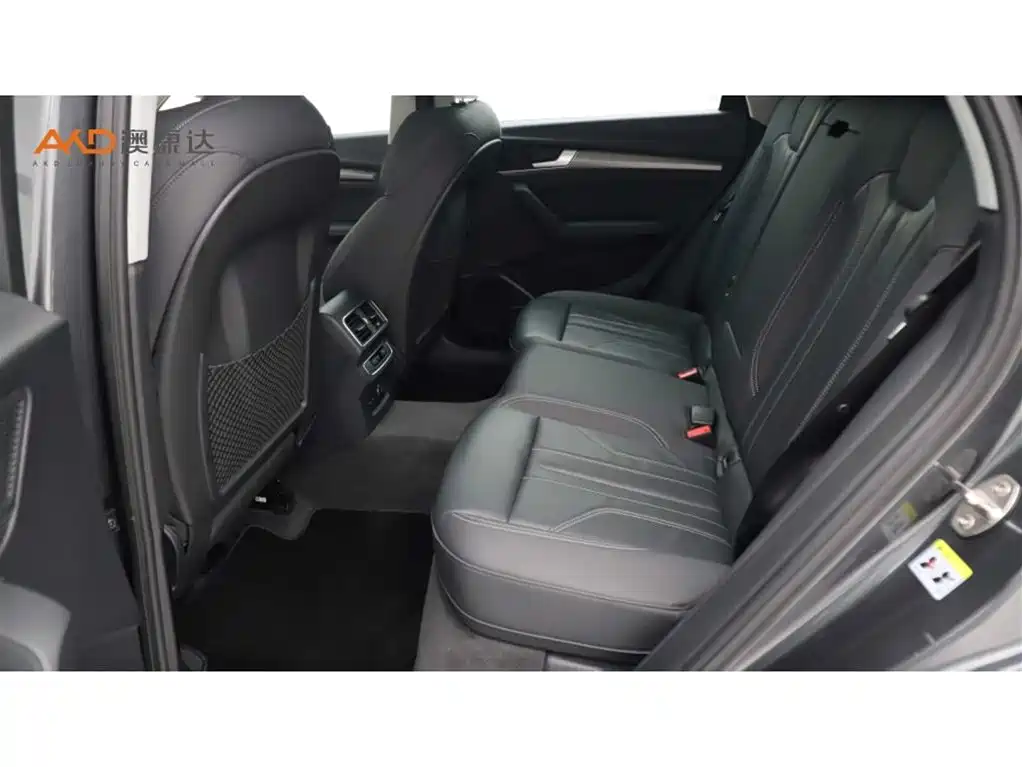 Audi Q5L 2022 45T Luxury Dynamic фото 7