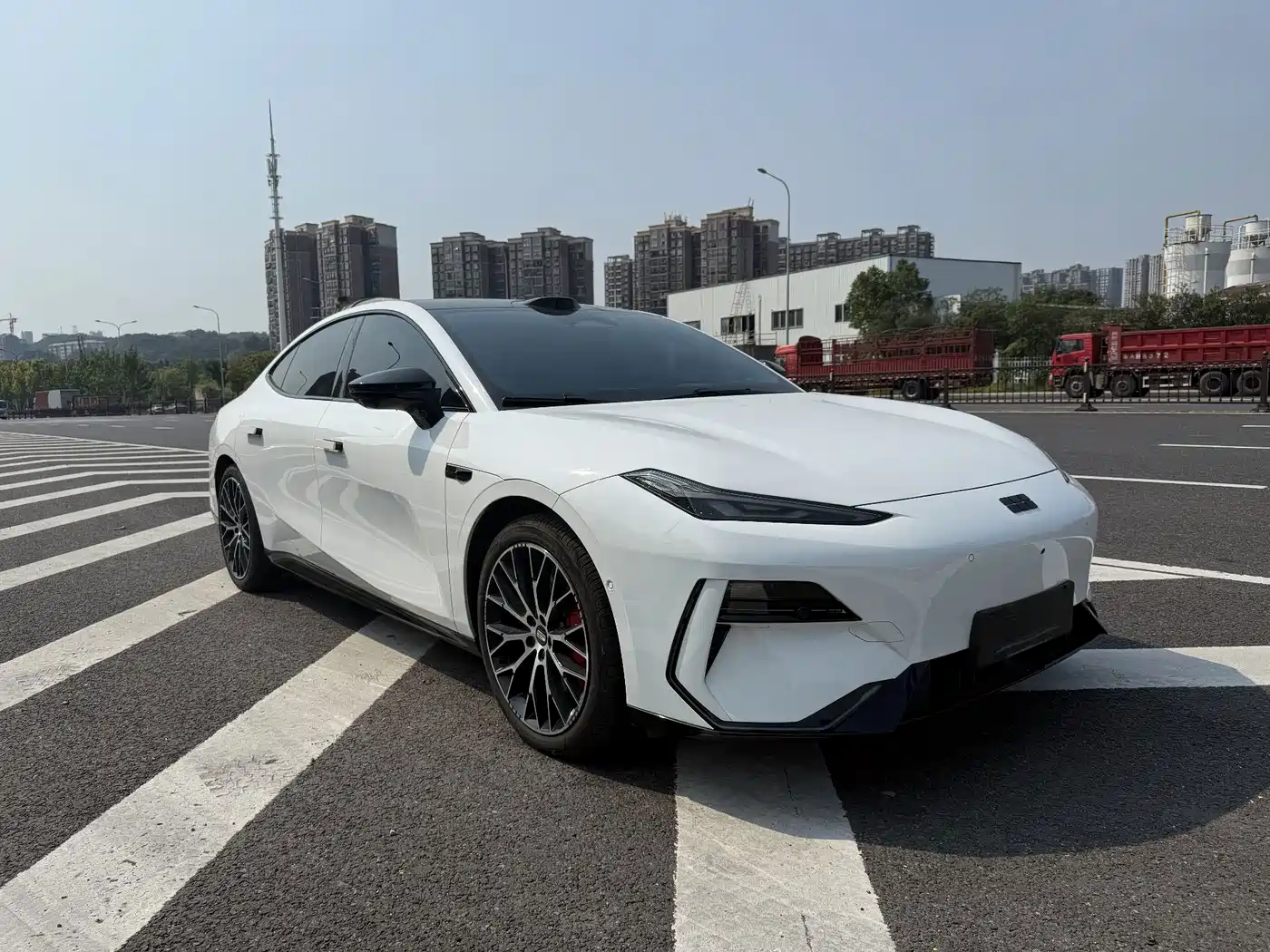2025 Geely Galaxy Galaxy E8