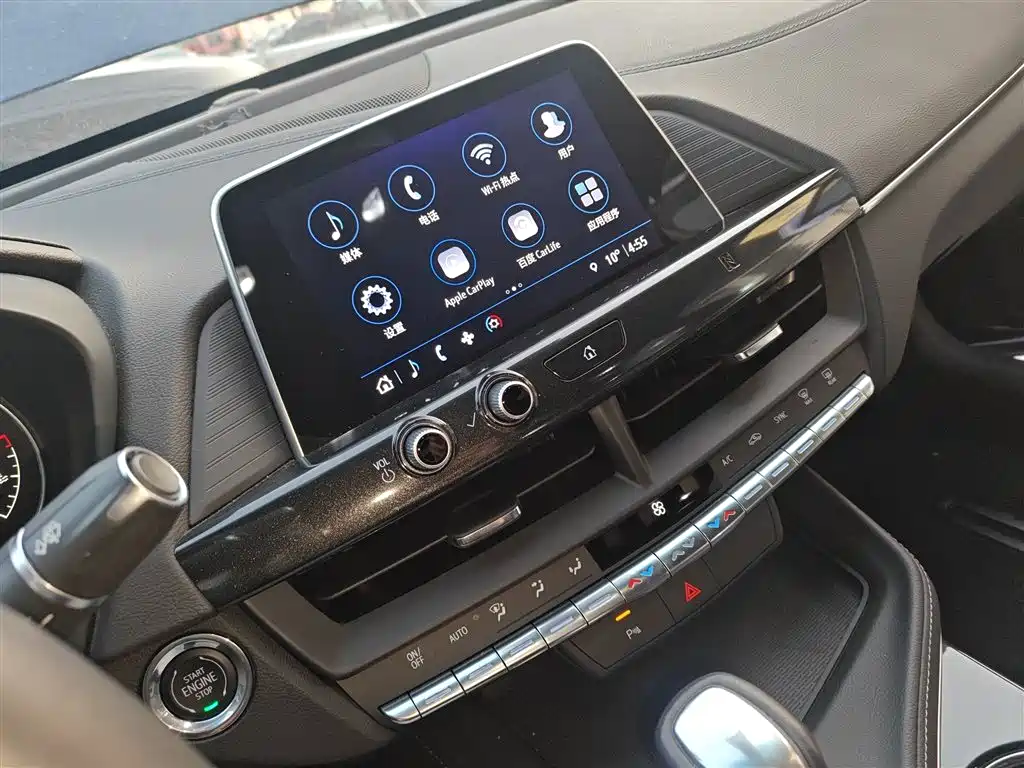 CADILLAC CT4