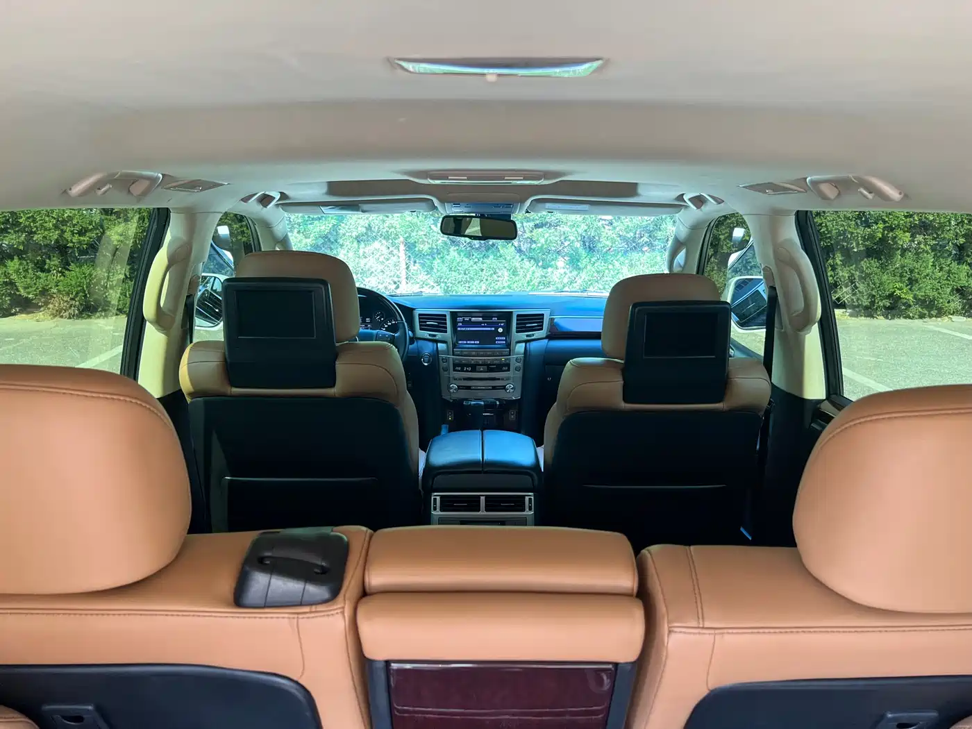 Lexus LX фото 27
