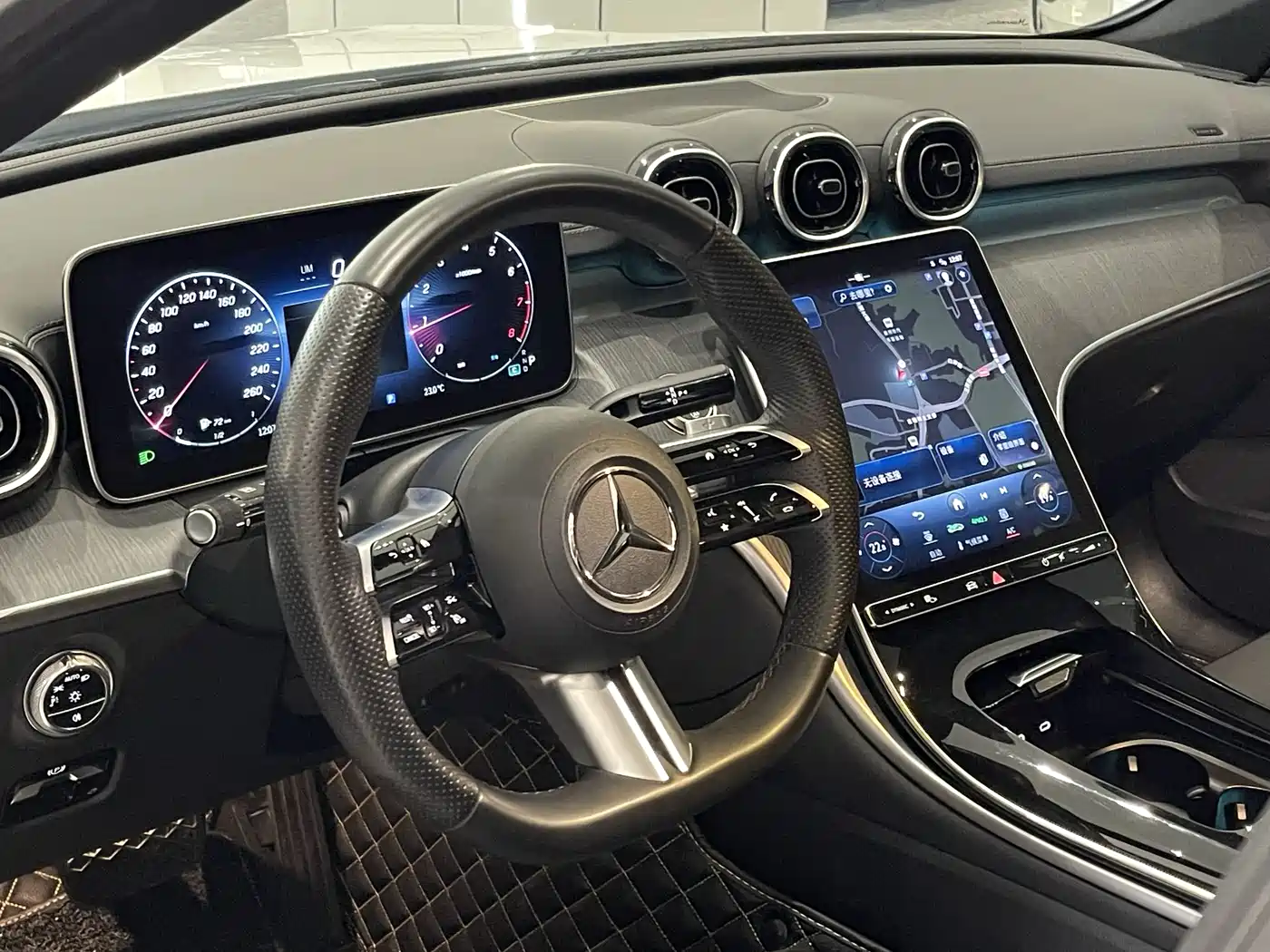 Mercedes-Benz C-Class 2023 C 200 L Sport фото 5