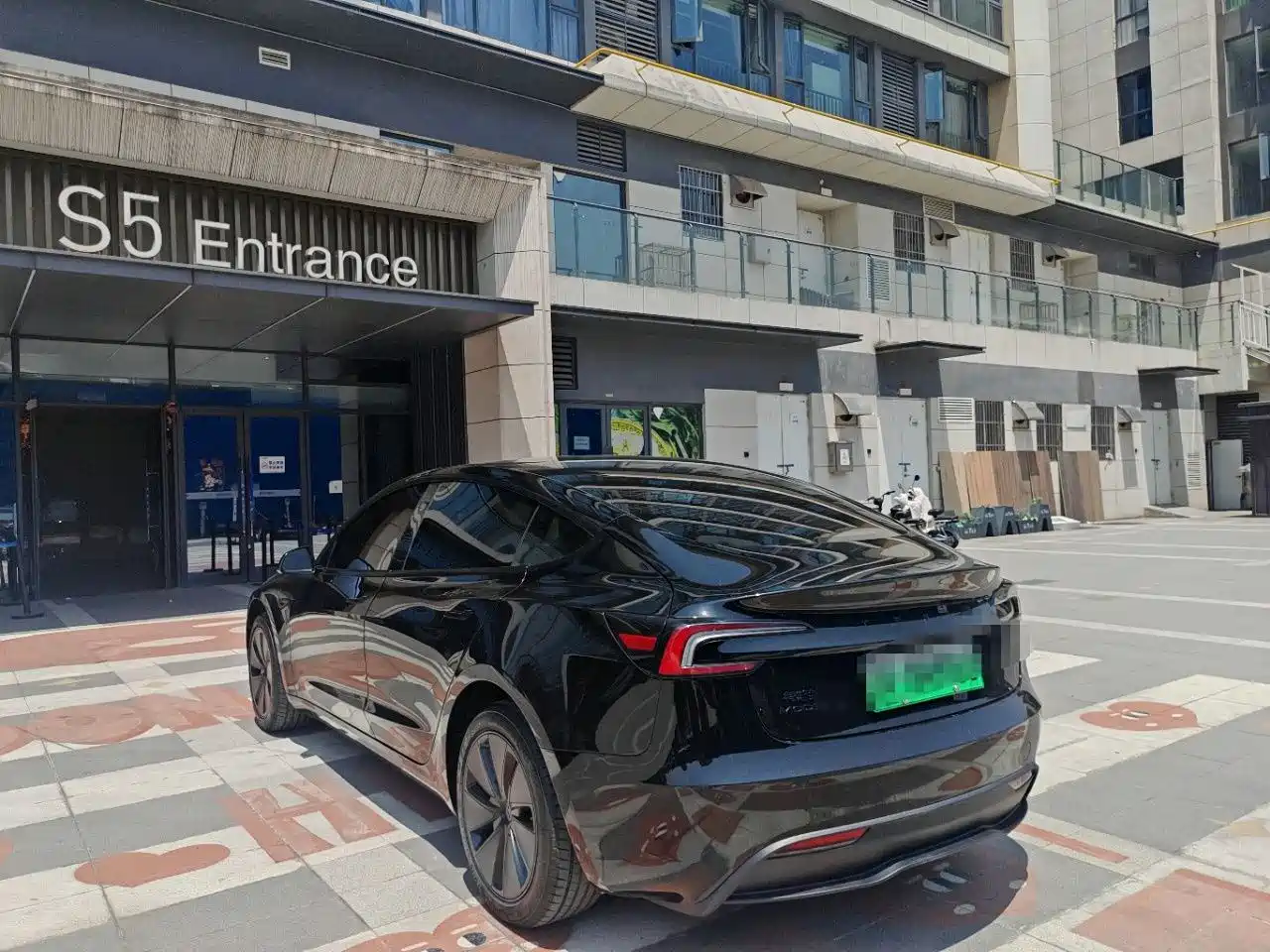 Tesla Model 3 2025 Model Long Range Rear-Wheel Drive фото 7