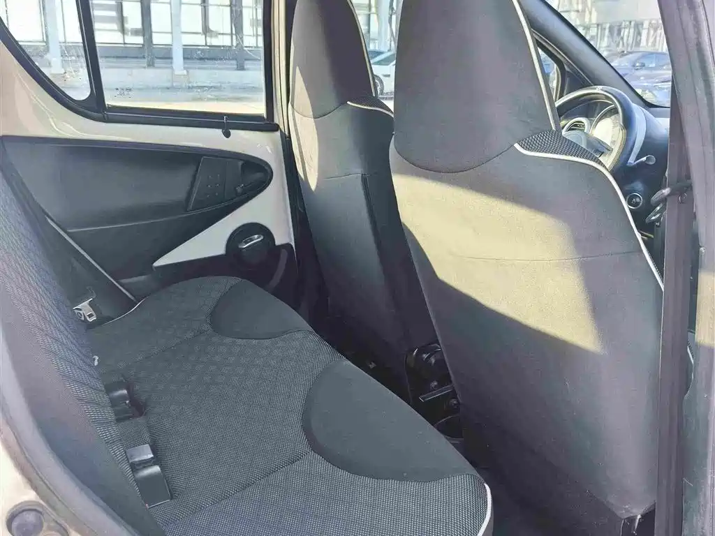 BYD F0 2015 2015 1.0L Xuan Cool Model