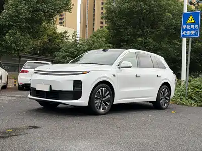 Li Auto L6