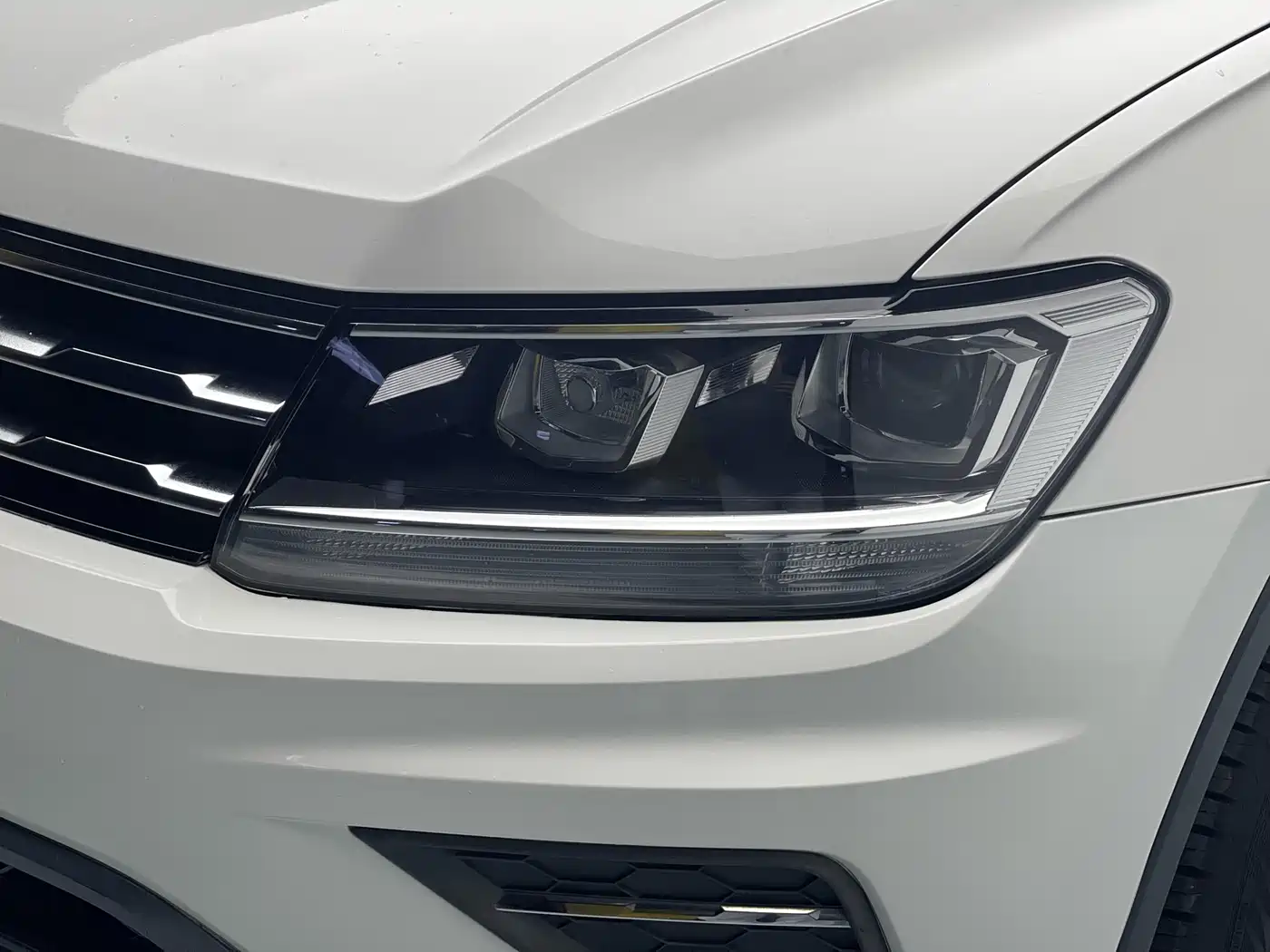 Volkswagen Tiguan L 2018 Facelift 330TSI Automatic 2WD Luxury Edition фото 7