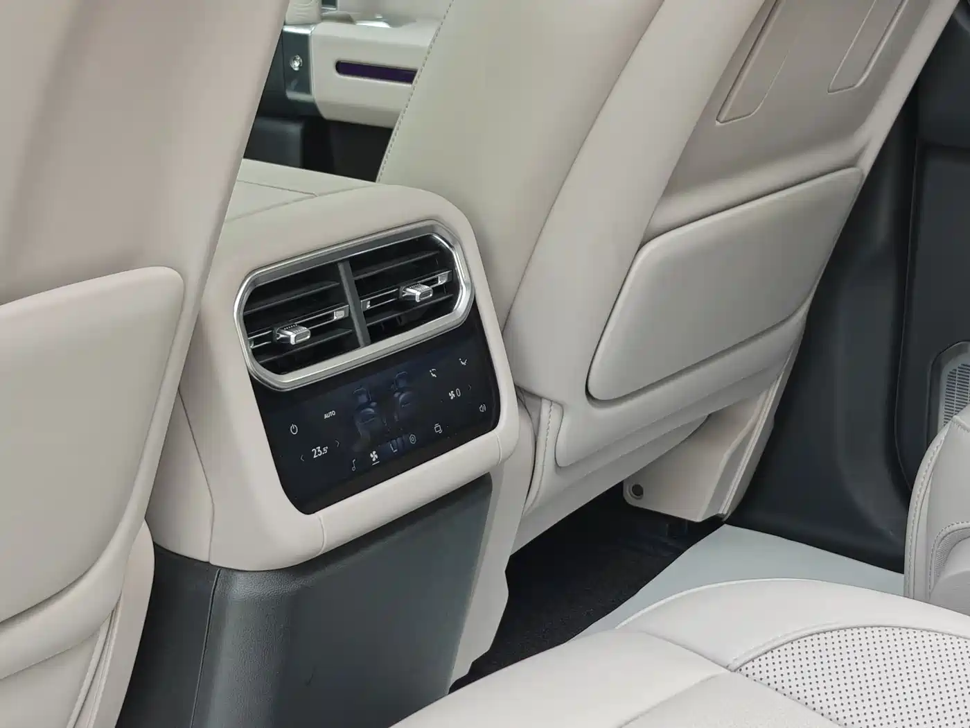 Jetour X70 Jetour Zongheng G700 2025 Standard 5-Seater фото 30